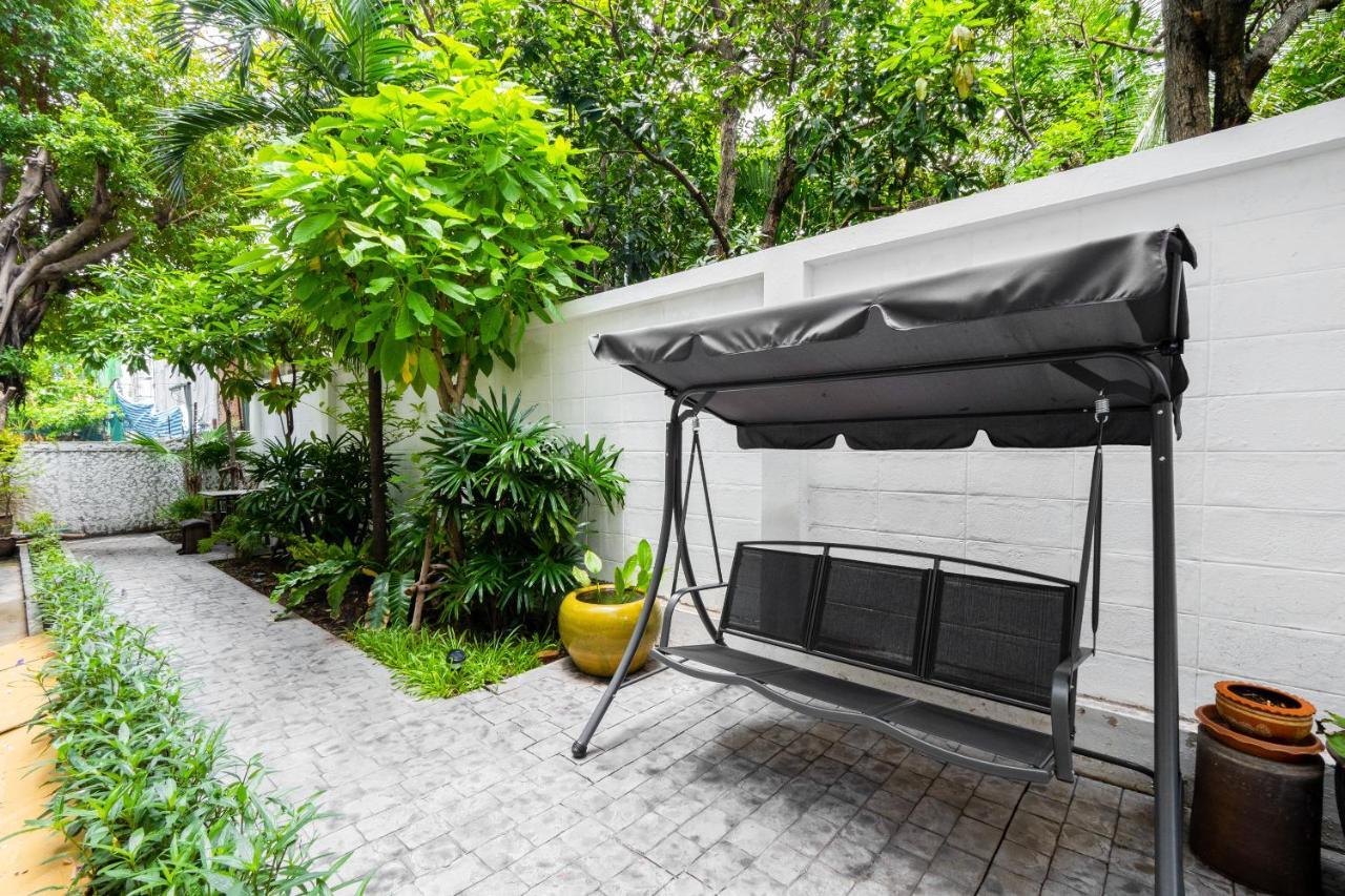 Oyo 1042 Boon'S Residence Bangkok Extérieur photo