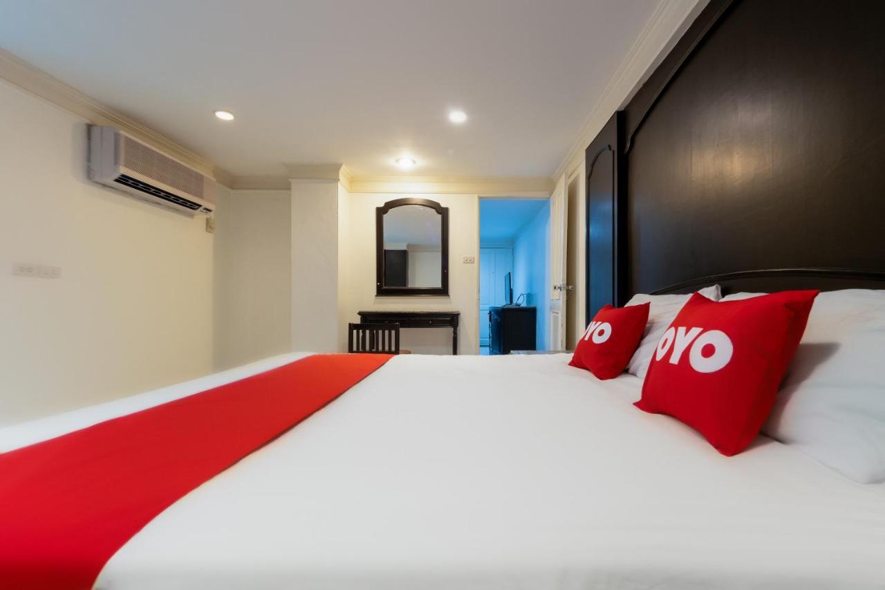 Oyo 1042 Boon'S Residence Bangkok Extérieur photo
